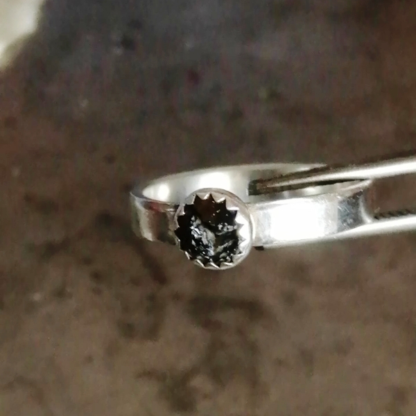 What happens when an Ethiopian Opal is exposed to bleach