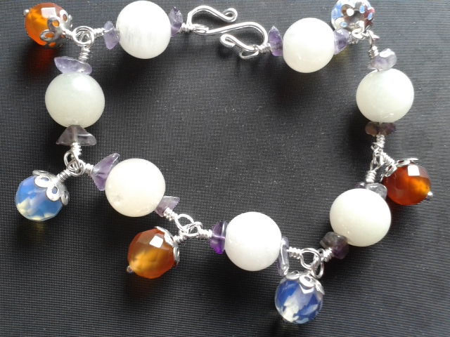 Jade Carnelian Quartz Amethyst Bracelet