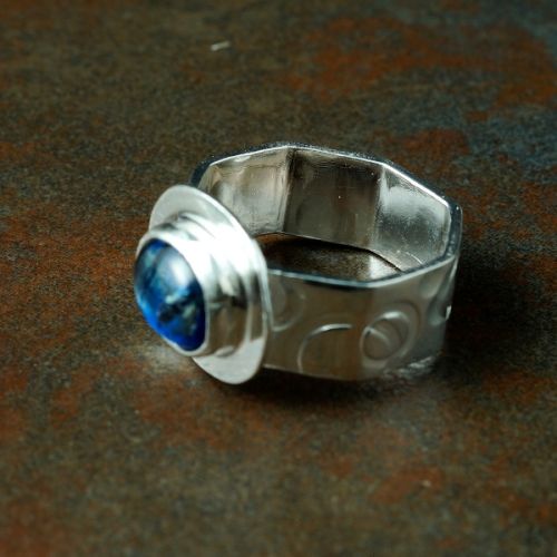 Handcrafted Contemporary Horizontal Oval BiColour Kyanite Sterling Silver Octagonal Ring