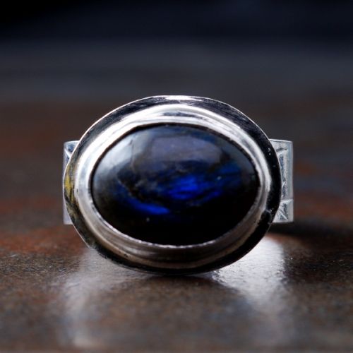 Handcrafted Horizontal Oval Blue Labradorite Sterling Silver Octagonal Ring 01