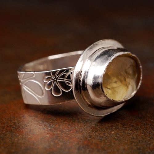Contemporary Handcrafted Horizontal Oval Citrine  Sterling Silver Bezel Set Octagonal Ring 01