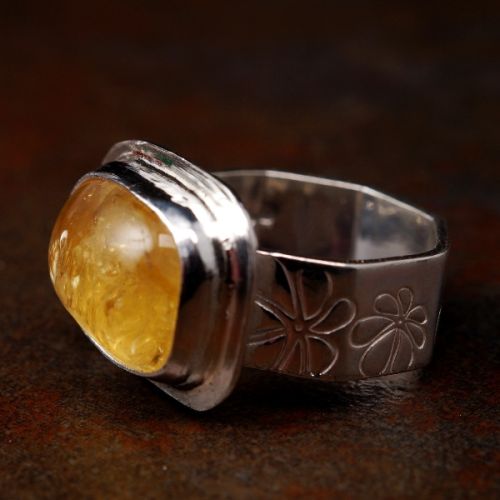 Contemporary Handcrafted Horizontal Rectangular Citrine Sterling Silver Bezel Set Octagonal Ring 01
