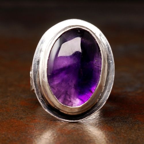 Handcrafted Oval Tripache Amethyst Sterling Silver Bezel Set Flower Stamped Octagonal Ring 01