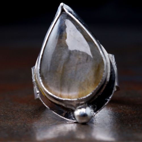 Handcrafted Teadrop Grey Labradorite Sterling Silver Octagonal Ring 01