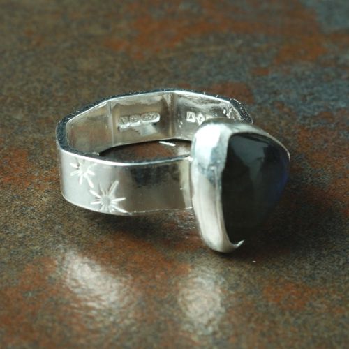 Handcrafted Contemporary trillion Blue Labradorite Sterling Silver Octagonal Ring