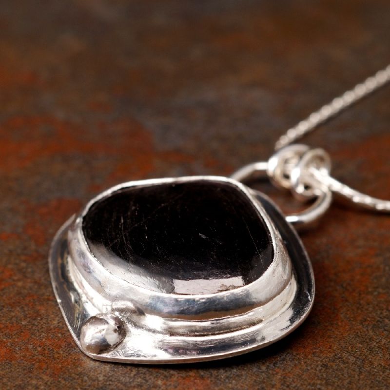 Handcrafted Dumpy Teardrop Hypersthene Sterling Silver Pendant 01