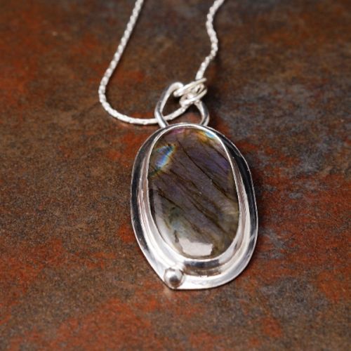 Handcrafted Oval Purple Labradorite Sterling Silver Pendant 01