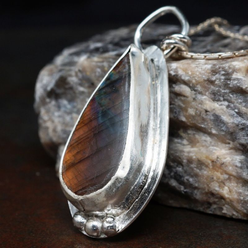 Handcrafted Teardrop Purple Orange Labradorite Sterling Silver Pendant 01