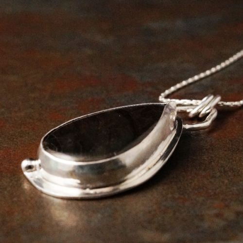 Handcrafted Teardrop Purple Labradorite Sterling Silver Pendant 01