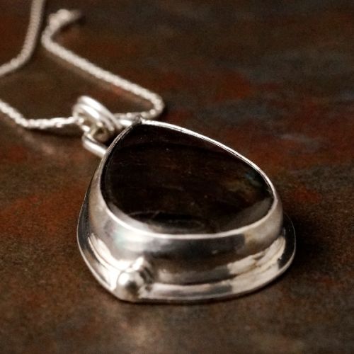 Handcrafted Teardrop Purple Labradorite Sterling Silver Pendant 01