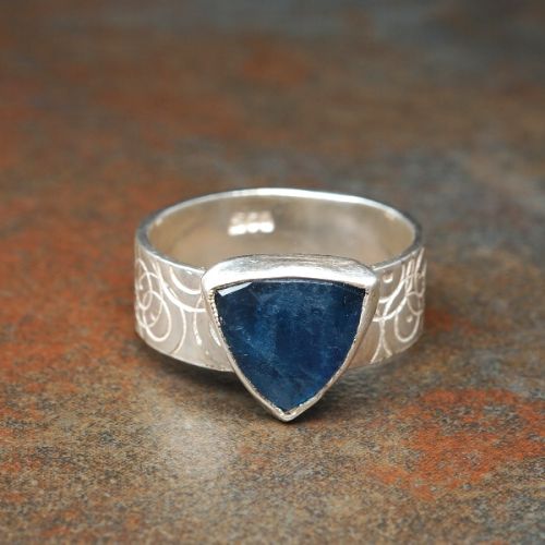 Handcrafted Triangular Faceted Teal Kyanite Sterling Silver Bezel Set Stamped Ring 01