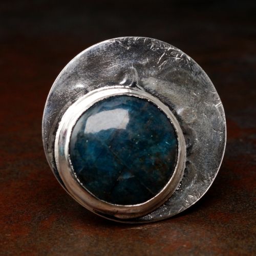 Handcrafted Off Centre Round Neon Apatite Sterling Silver Bubble Stamped Hexagonal Ring