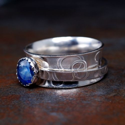 Handcrafted Stamped Sterling Silver Blue Kyanite Spinner Ring 02