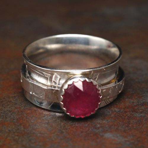Handcrafted Heart Stamped Sterling Silver Hot Pink Sapphire Spinner Ring 01