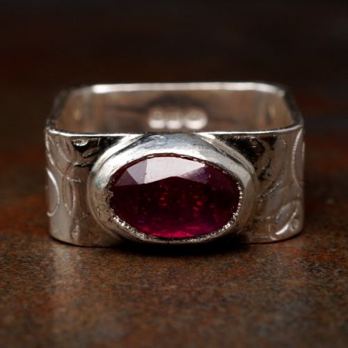 Handcrafted Contemporary Hot Pink Sapphire Sterling Silver Patterned Wide Square Signet Ring