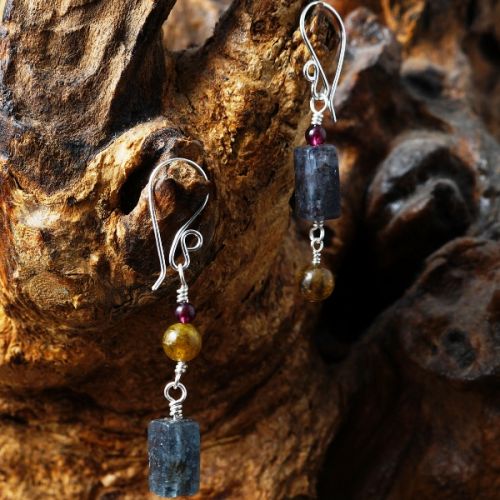 Contemporary sterling silver Red and Green Garnet Blue Kyanite Oblong Asymmetric Dangle Earrings 01