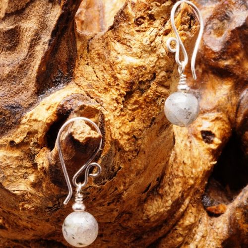 Handmade sterling silver labradorite earrings